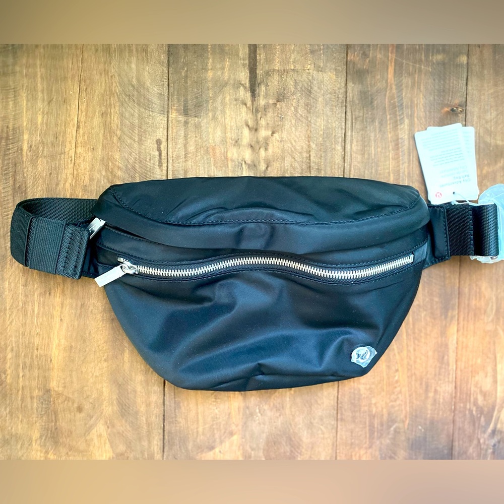 Lululemon City Adventurer Belt Bag- Black NWT